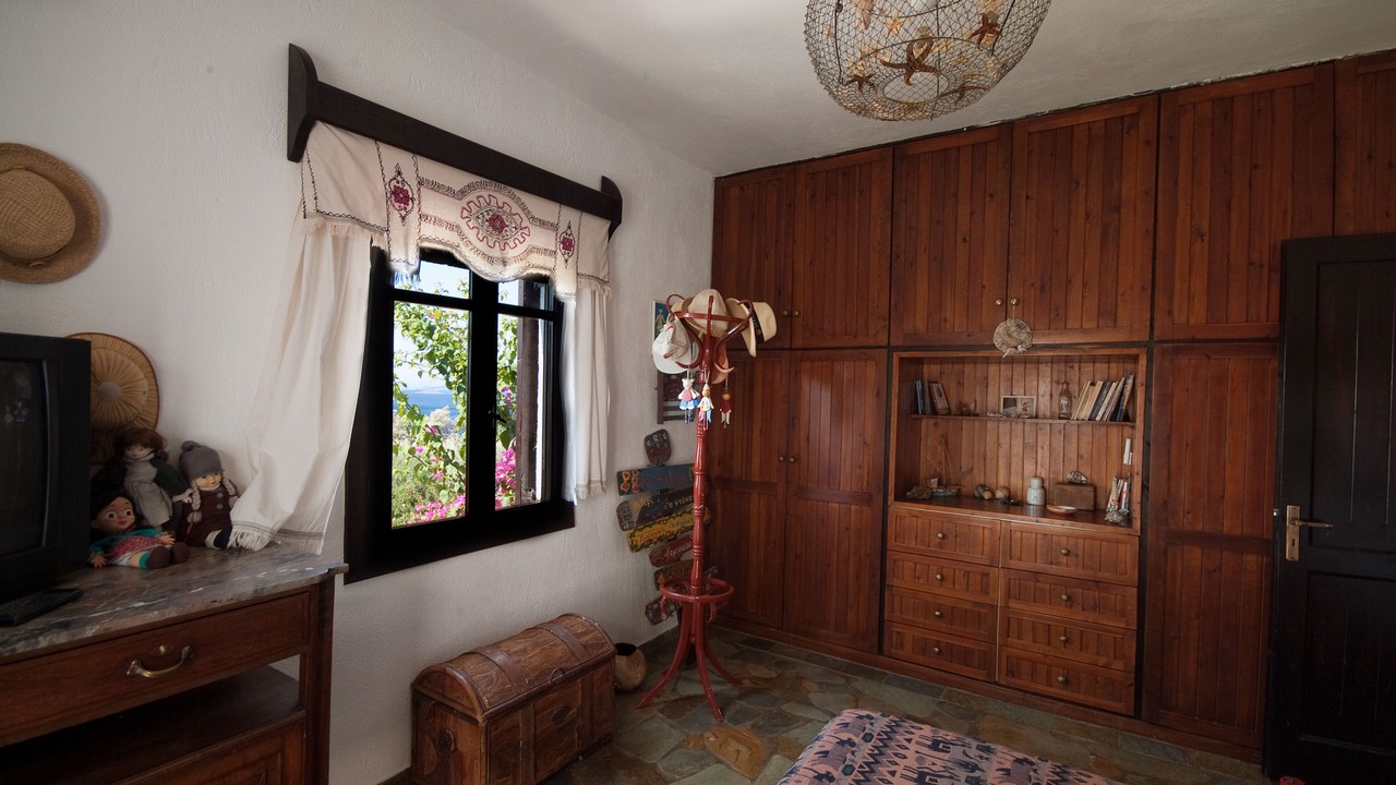 Photo of Bedroom in Karystos