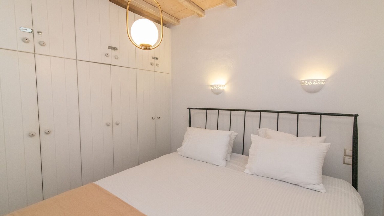Photo of Bedroom in Panormos