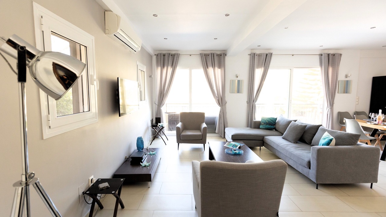 Photo of Livingroom in Mikros Gialos