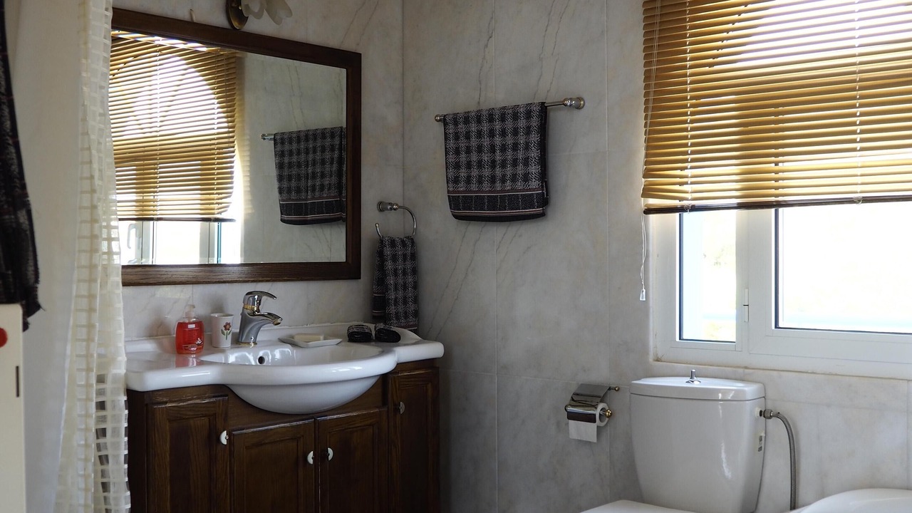 Photo of Bathroom in Marathon
