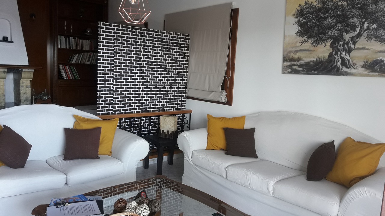Photo of Livingroom in Pella Region