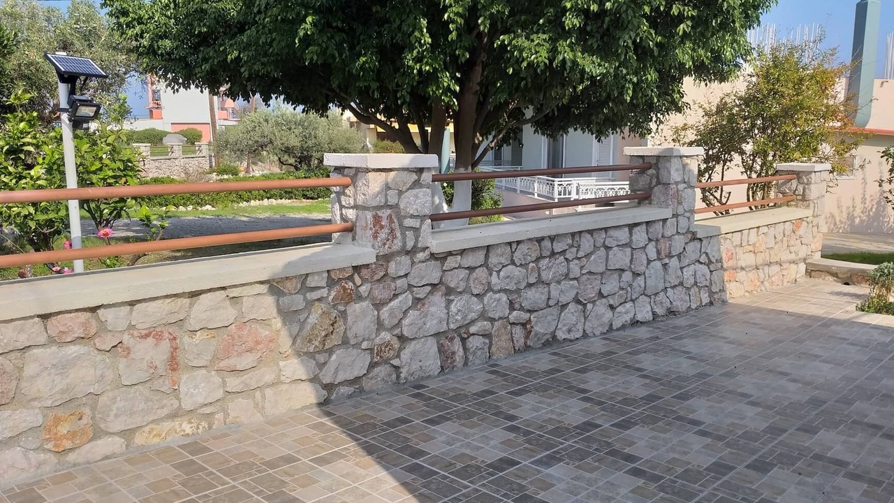 Photo of Others in Ialyssos