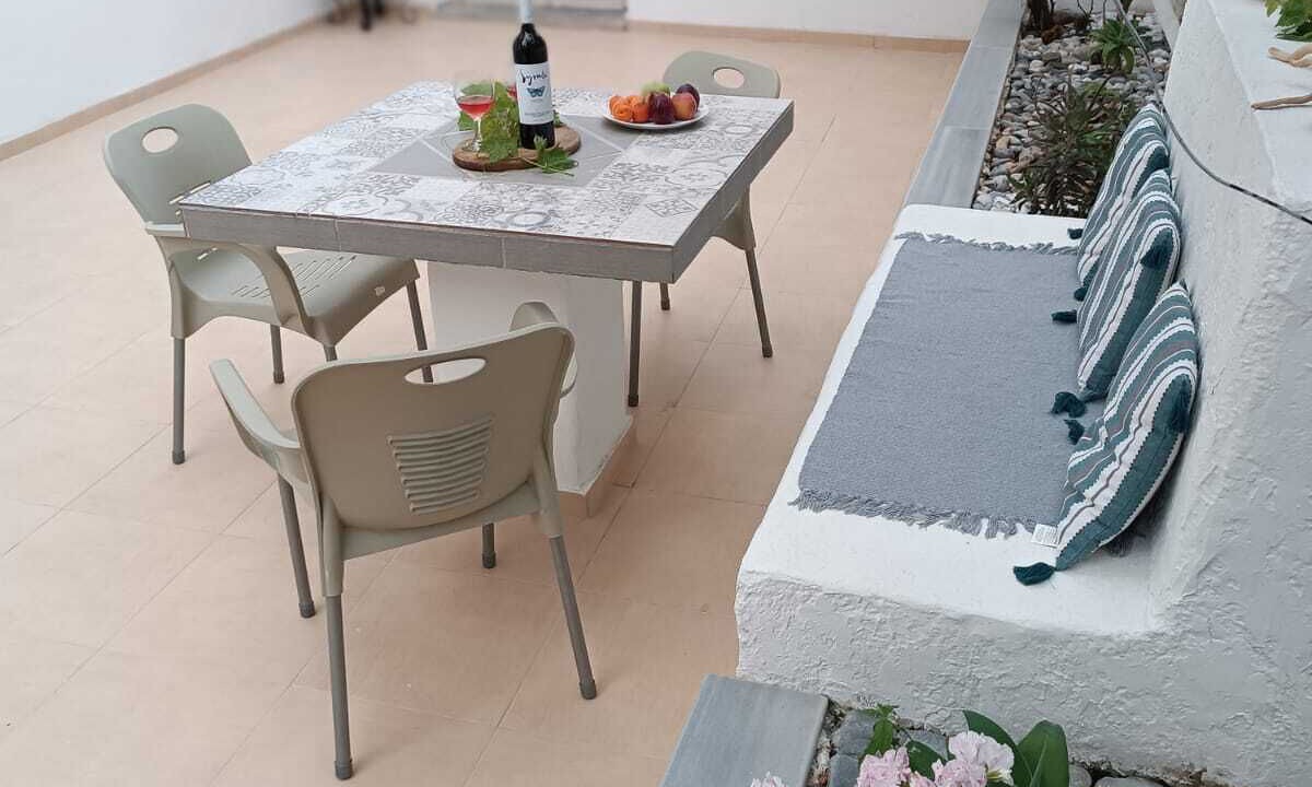 Photo of Outdoor in Pothia