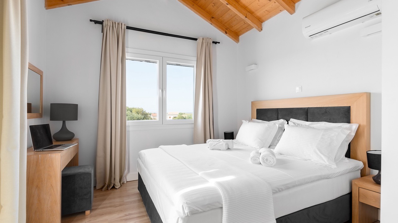 Photo of Bedroom in Erikousa Island