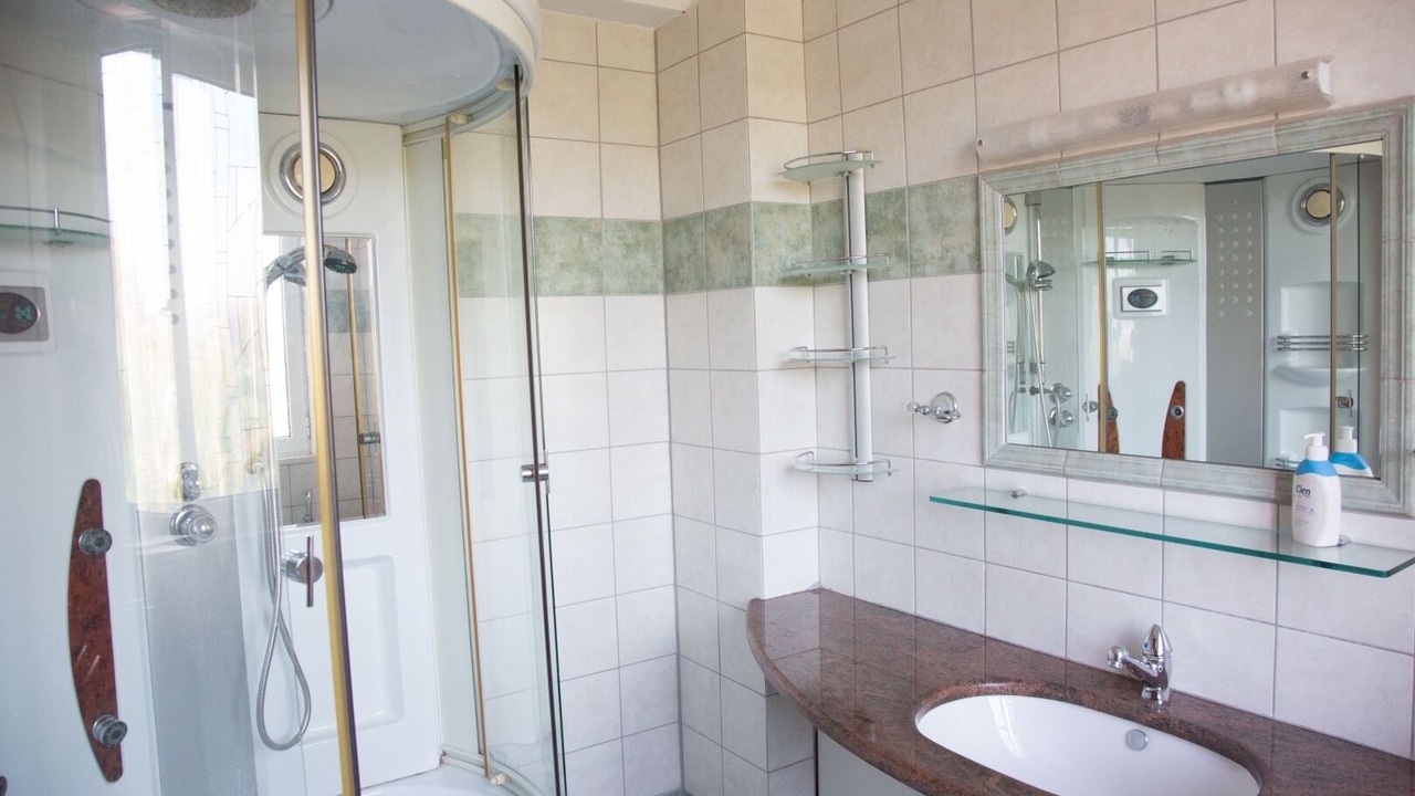 Photo of Bathroom in Anavyssos