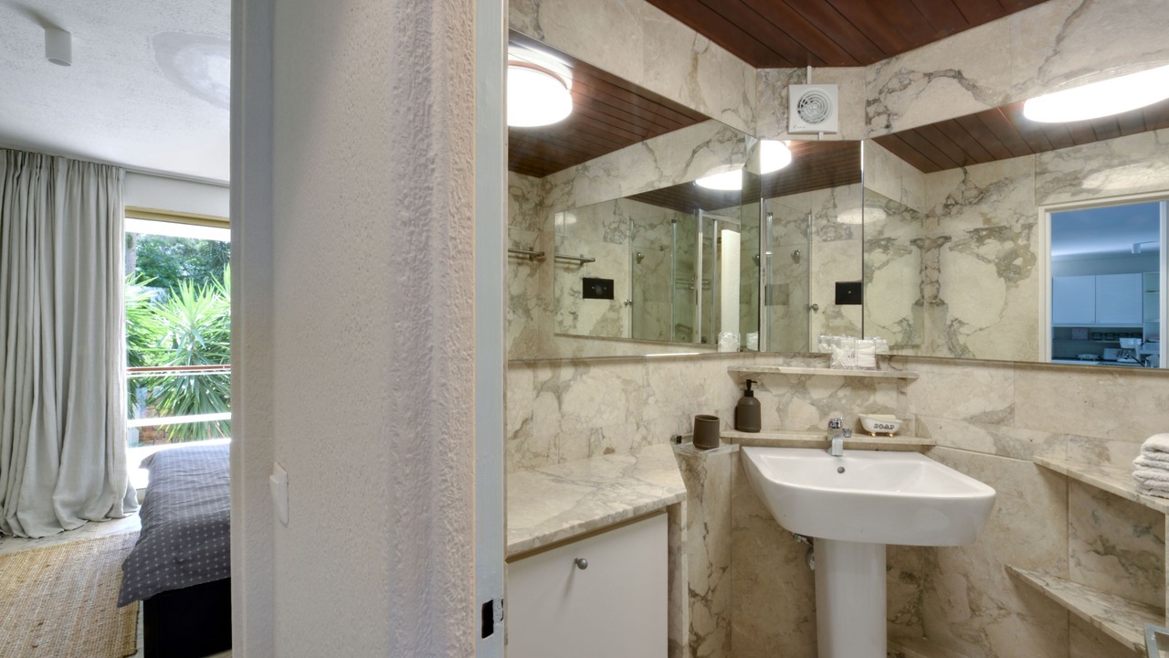 Photo of Bathroom in Vouliagmeni