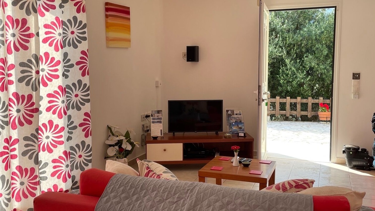 Photo of Livingroom in Zola