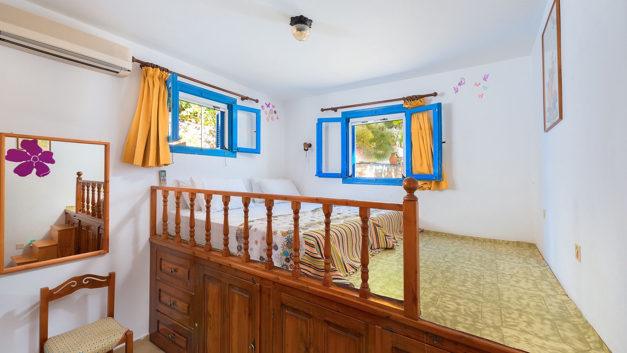Photo of Others in Pefkos