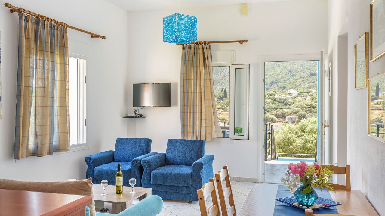 Photo of Livingroom in Samos Town