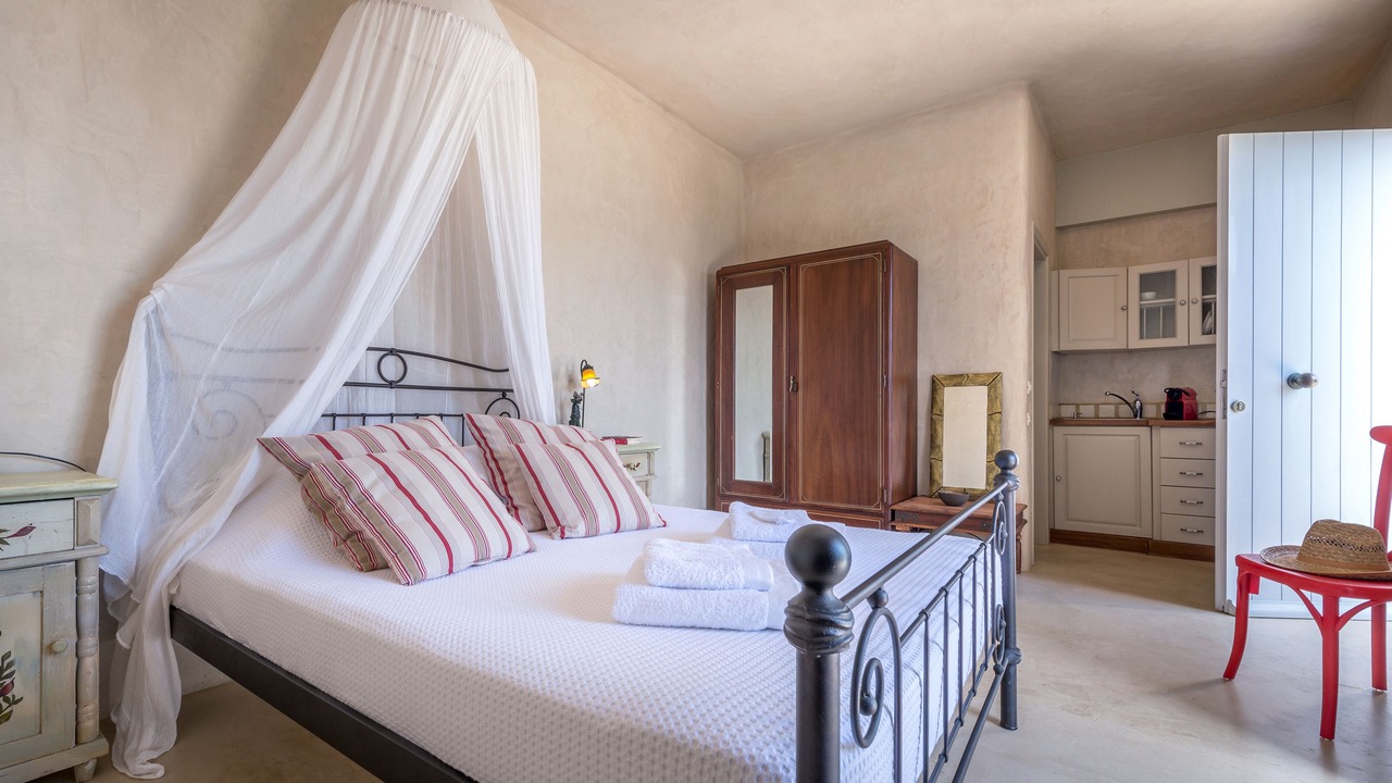 Photo of Bedroom in Naousa