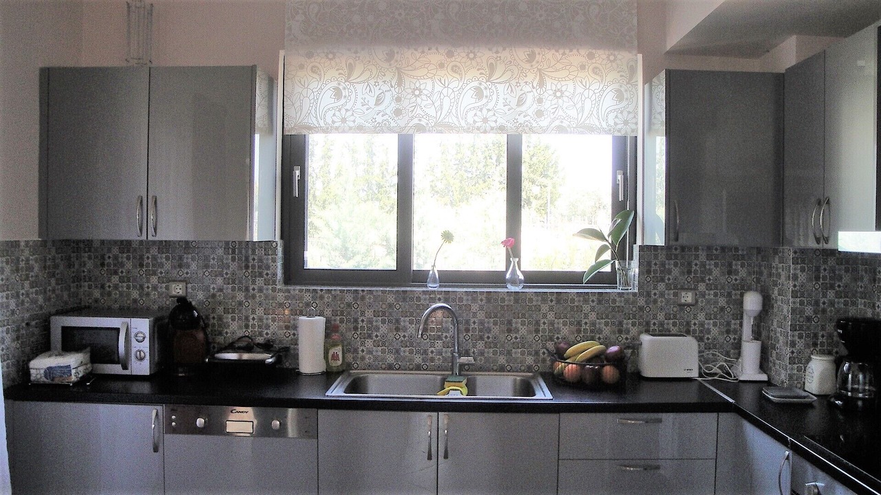 Photo of Kitchen in Metokhi