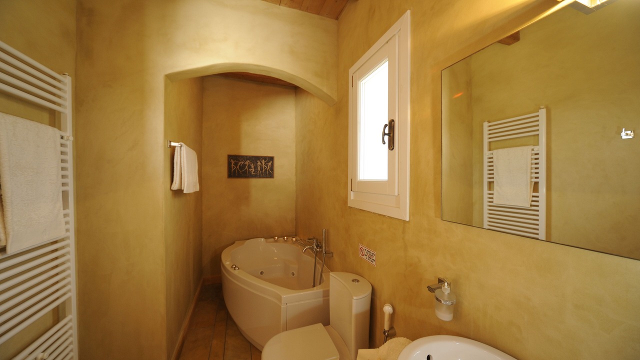 Photo of Bathroom in Kato Fellos