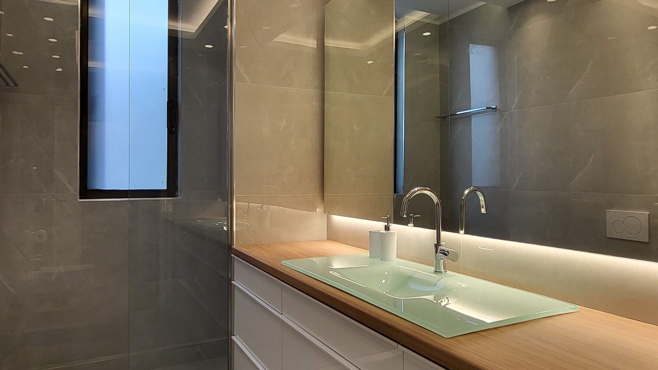 Photo of Bathroom in Marousi