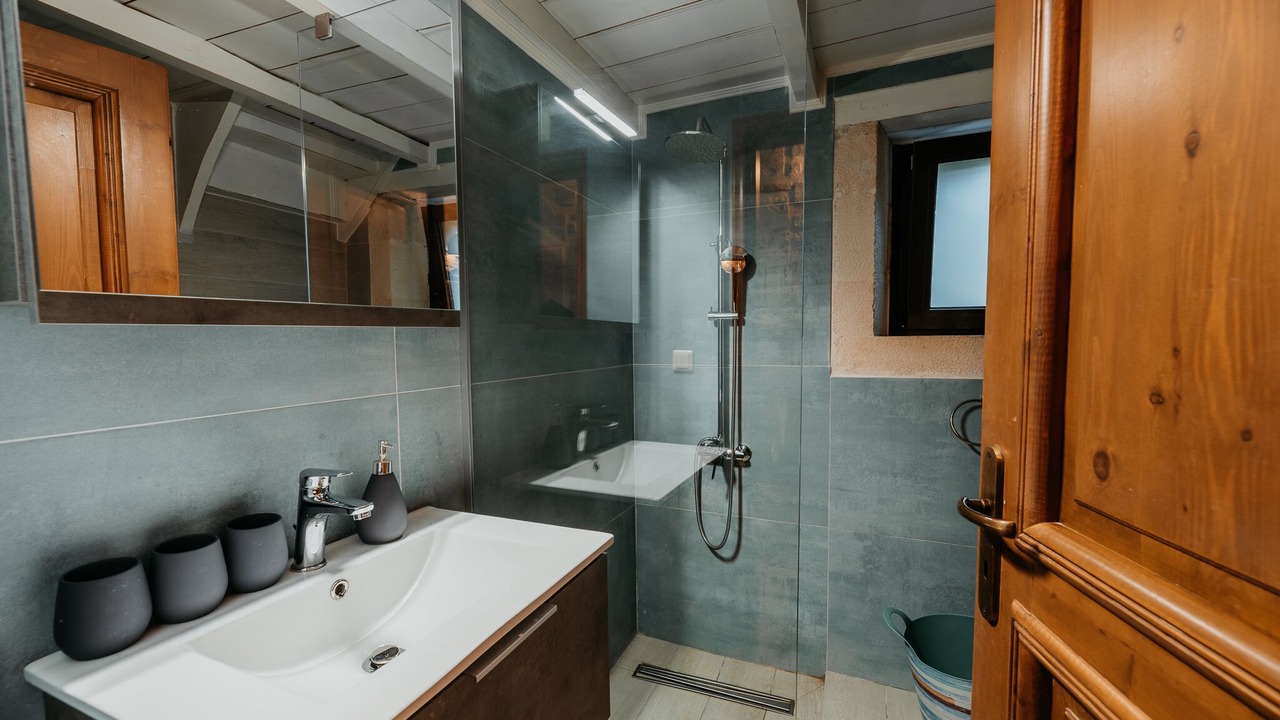 Photo of Bathroom in Atsipópoulon