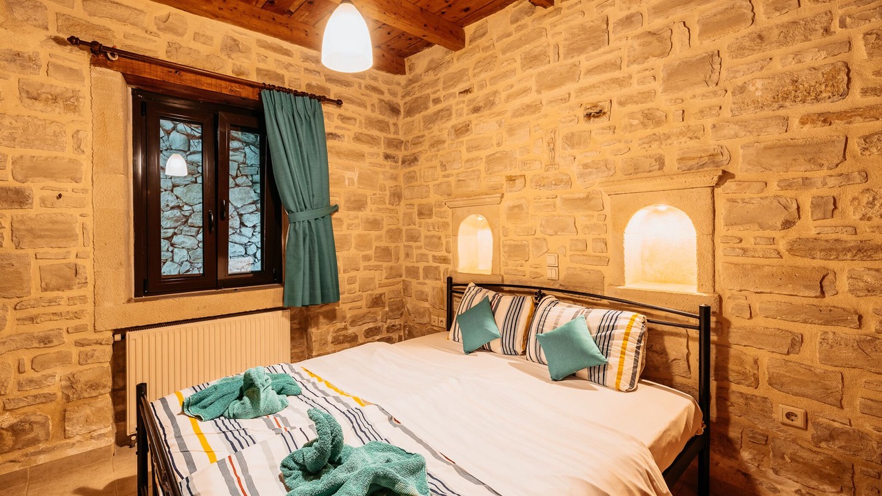 Photo of Bedroom in Atsipópoulon
