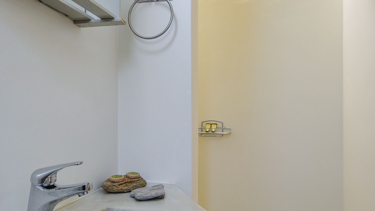 Photo of Bathroom in Kipri