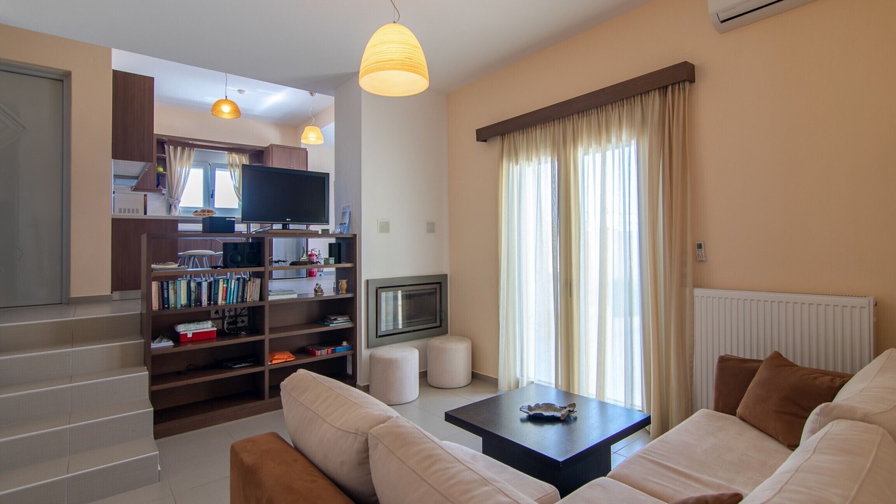 Photo of Livingroom in Adelianos Kampos
