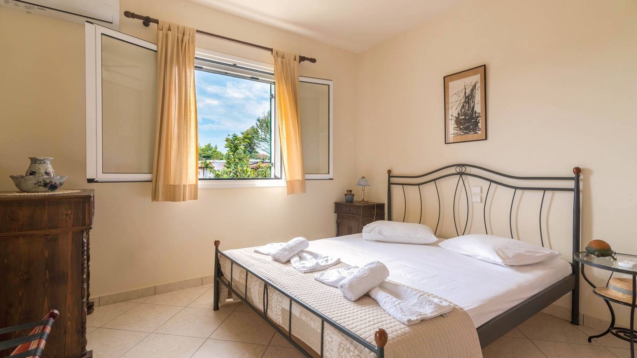 Photo of Bedroom in Argassi