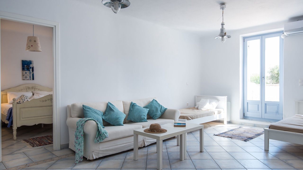 Photo of Livingroom in Paros