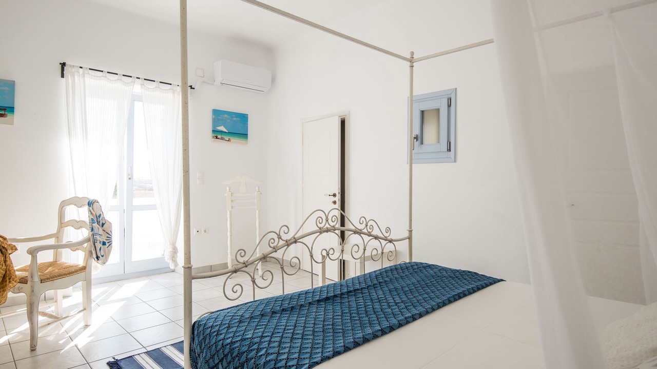 Photo of Bedroom in Paros