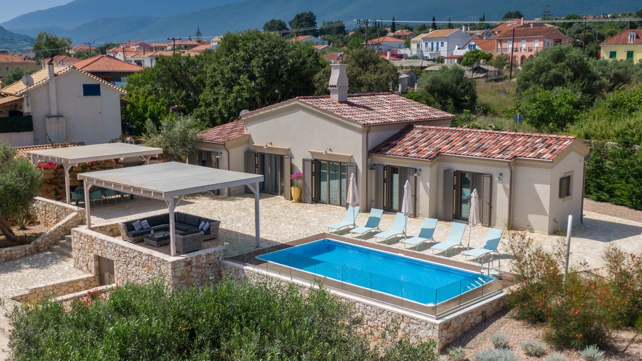 Photo of Outdoor in Karavomylos