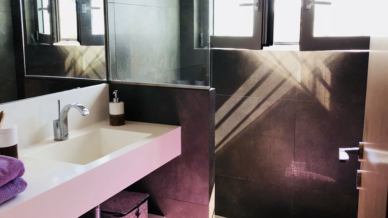 Photo of Bathroom in Saronikos