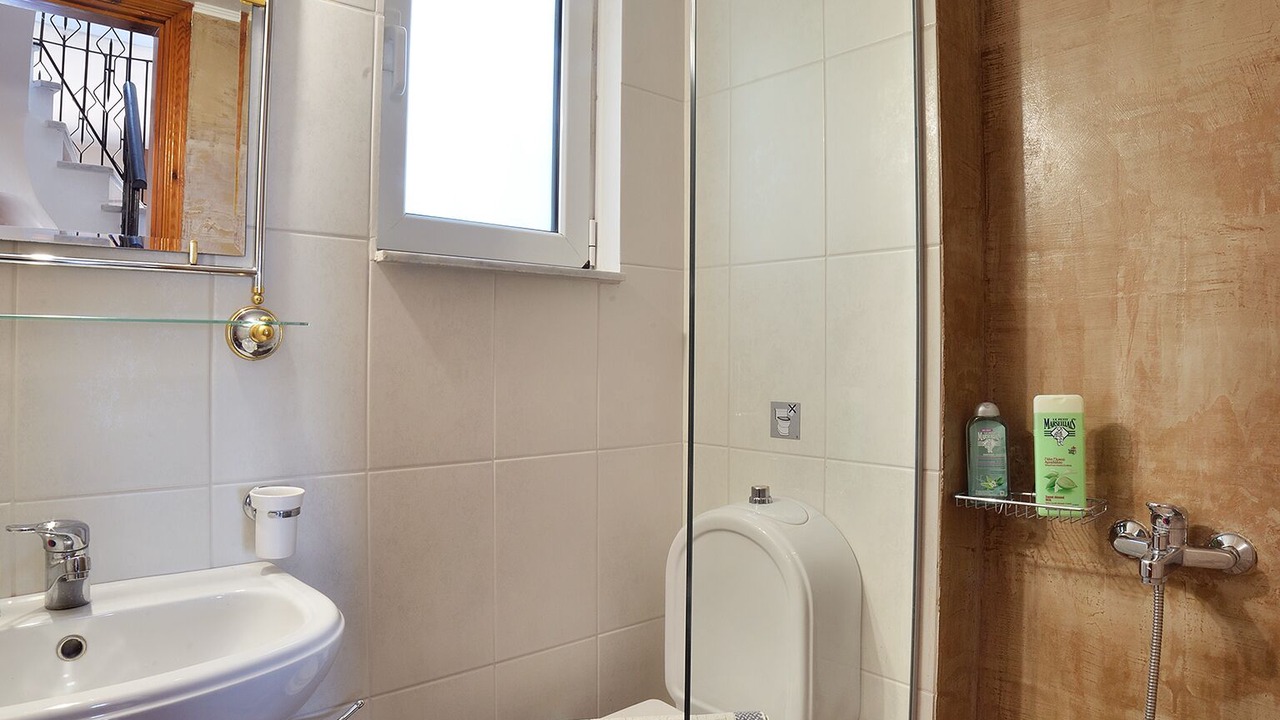 Photo of Bathroom in Makrys Tichos