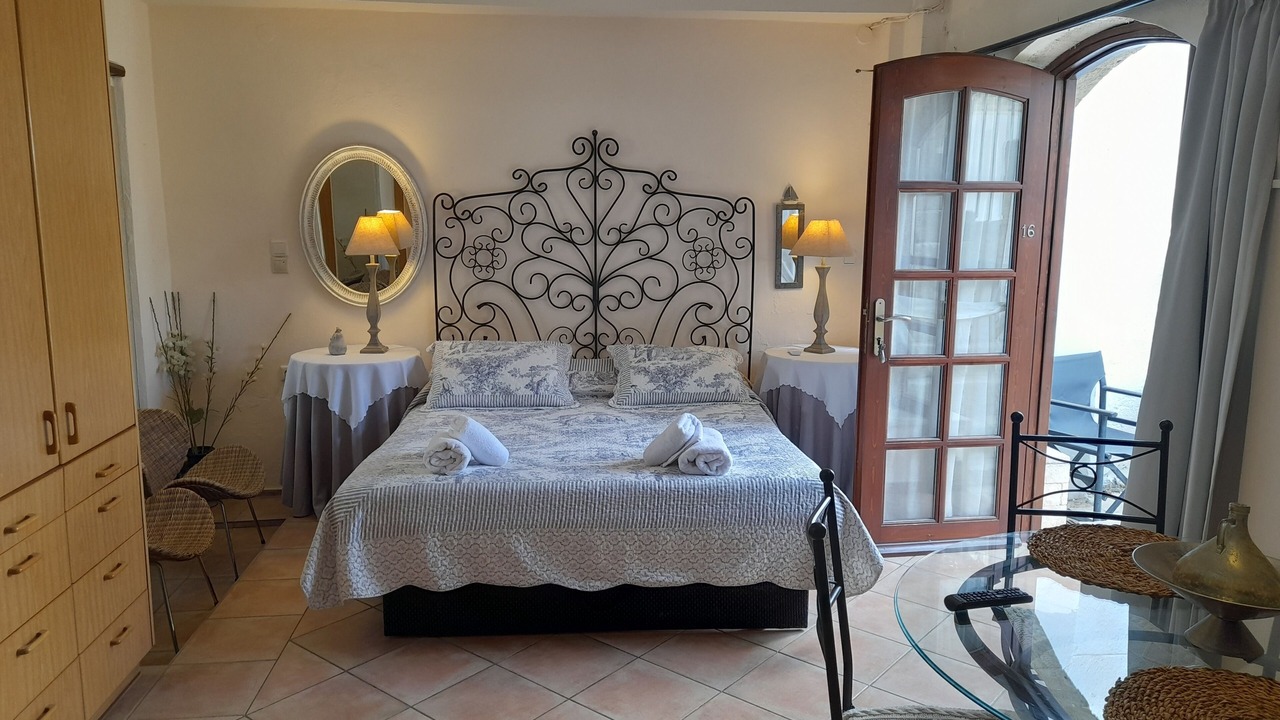 Photo of Bedroom in Atsipópoulon