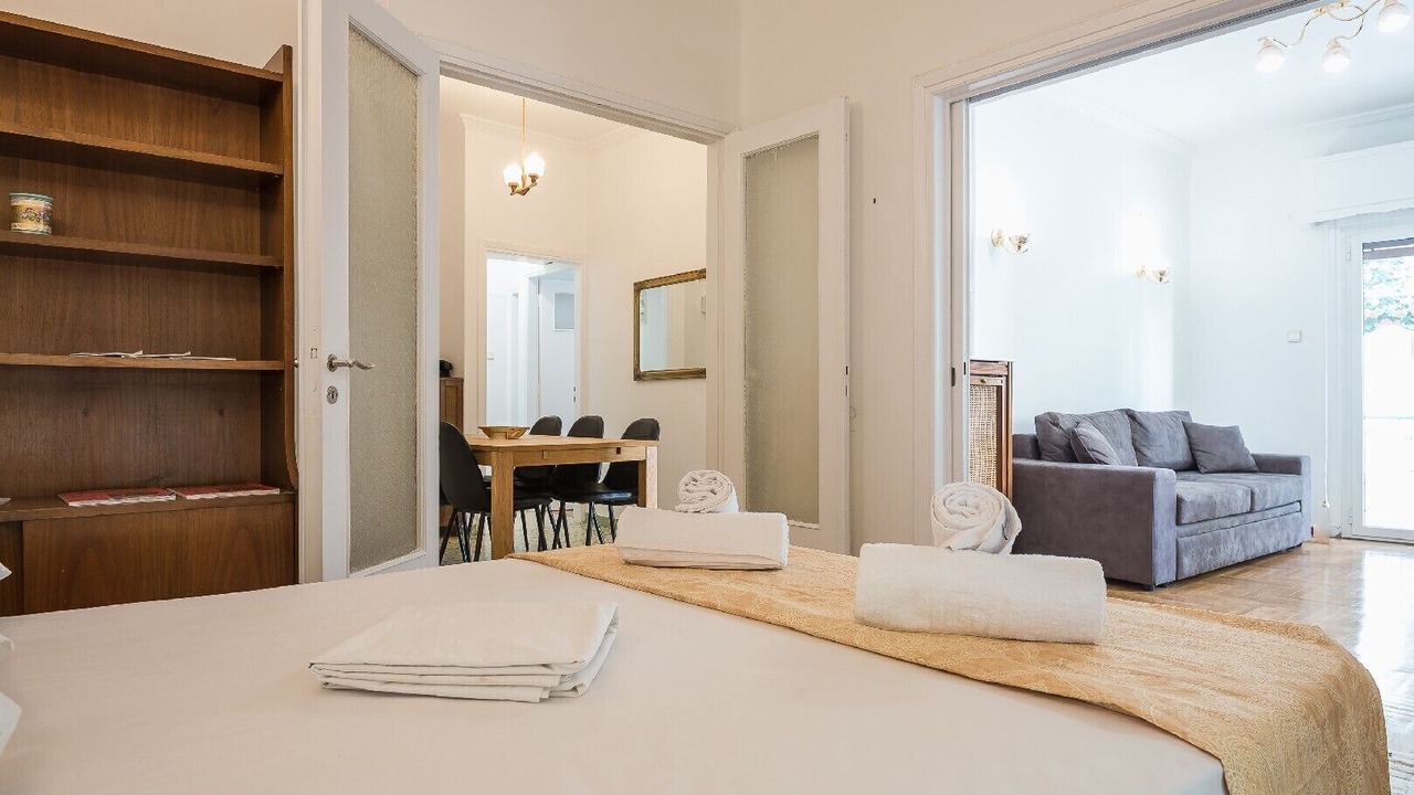 Photo of Bedroom in Platia Viktorias
