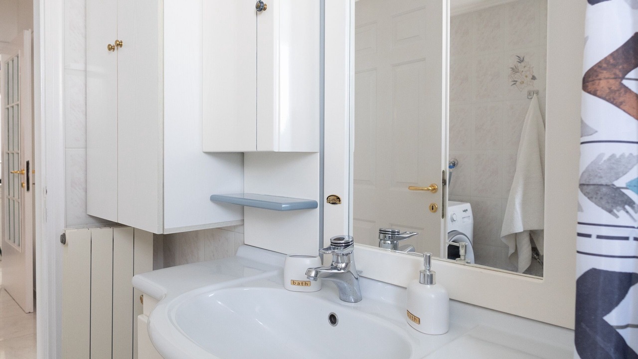 Photo of Bathroom in Diasella