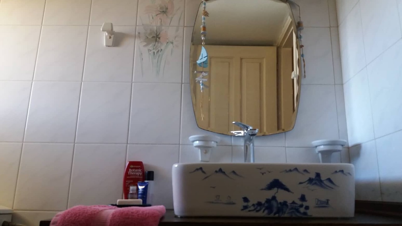 Photo of Bathroom in Petaleia