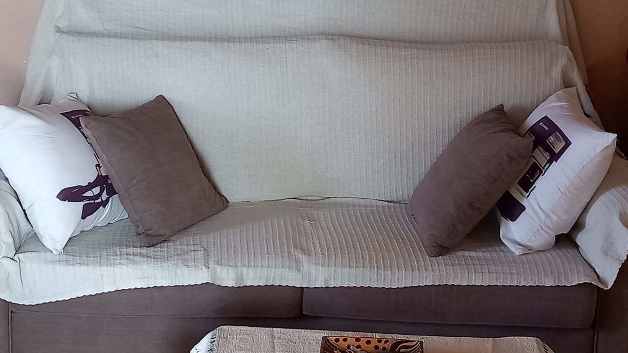 Photo of Livingroom in Petaleia