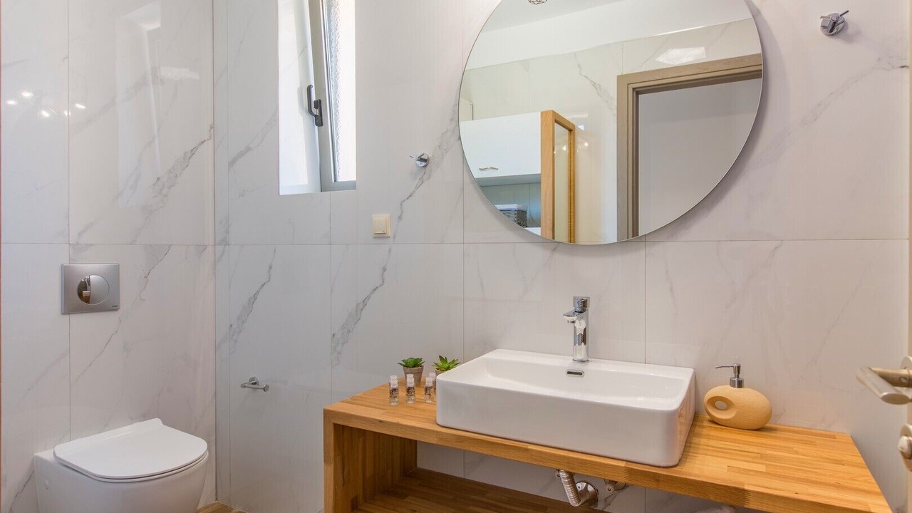 Photo of Bathroom in Gerani