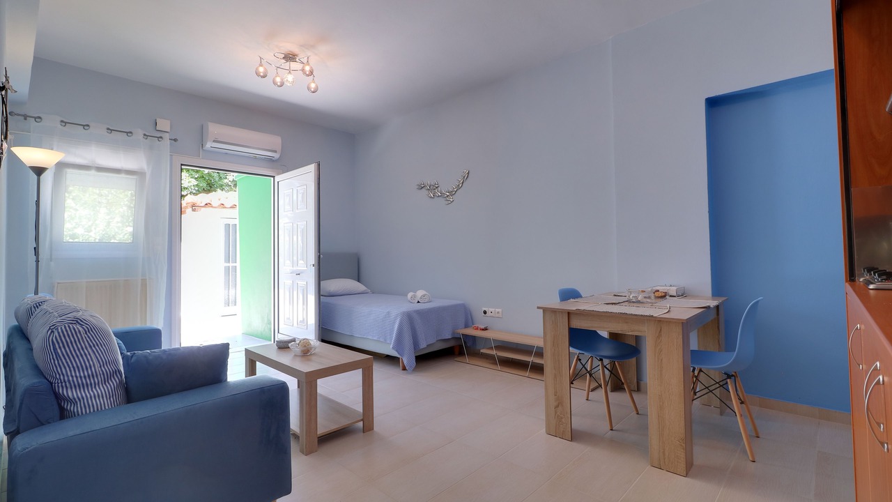 Photo of Livingroom in Markopoulo Mesogaias