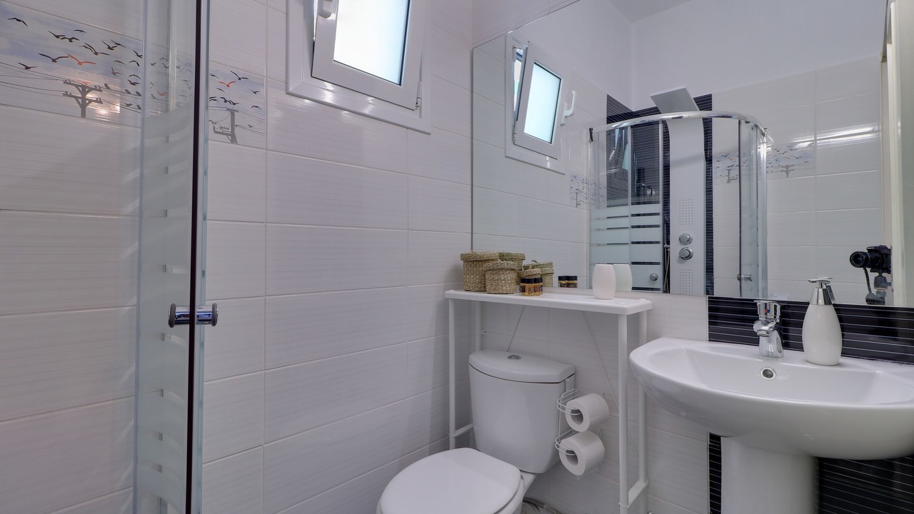 Photo of Bathroom in Markopoulo Mesogaias