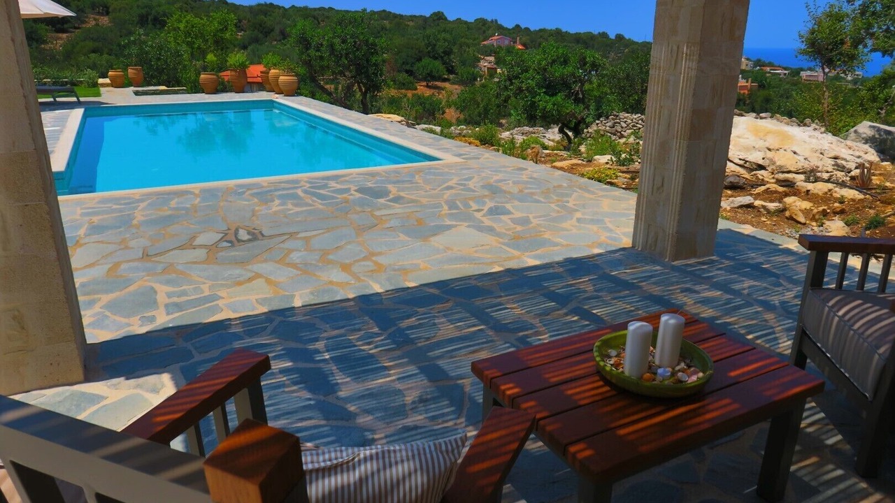 Photo of Outdoor in Gerani