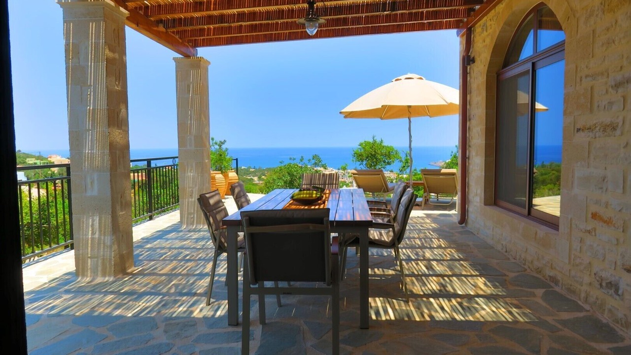 Photo of Outdoor in Gerani