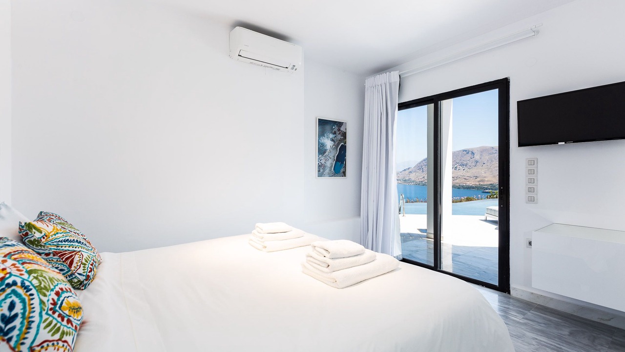Photo of Bedroom in Pitharion