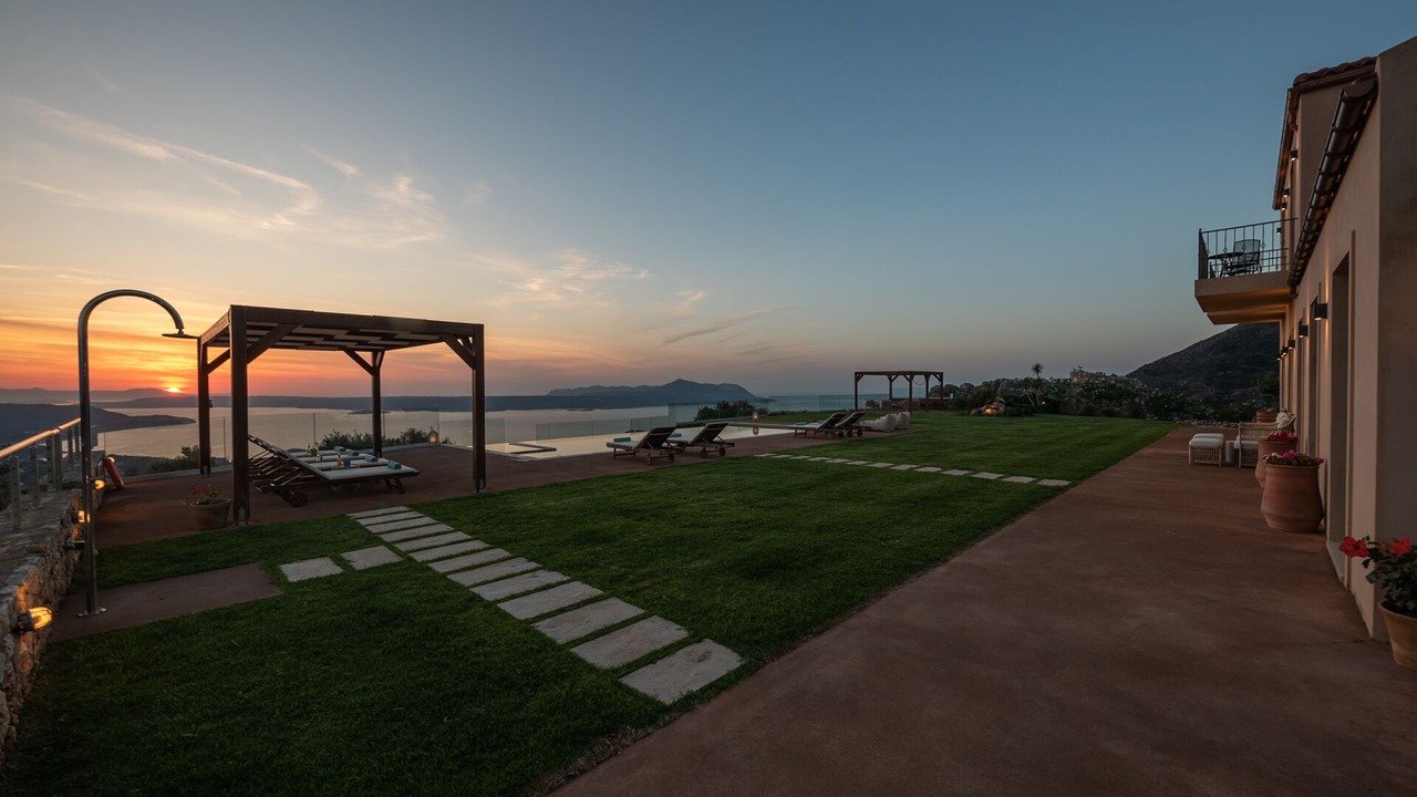 Photo of Patio Balcony in Drapanos