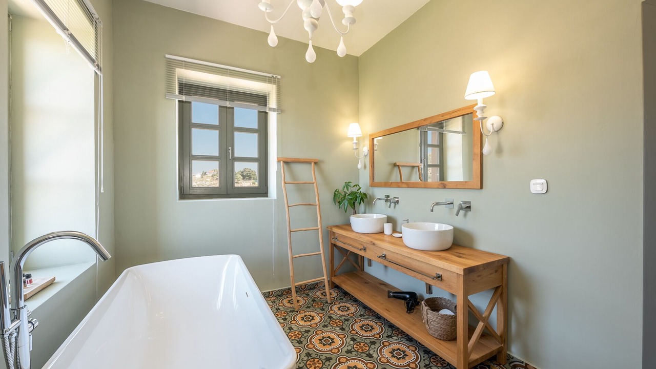 Photo of Bathroom in Drapanos
