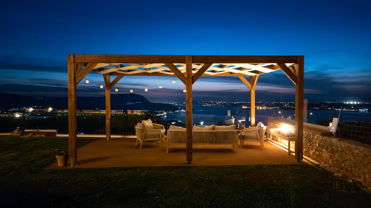 Photo of Patio Balcony in Drapanos