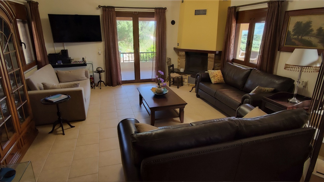 Photo of Livingroom in Kalamitsi Amigdali