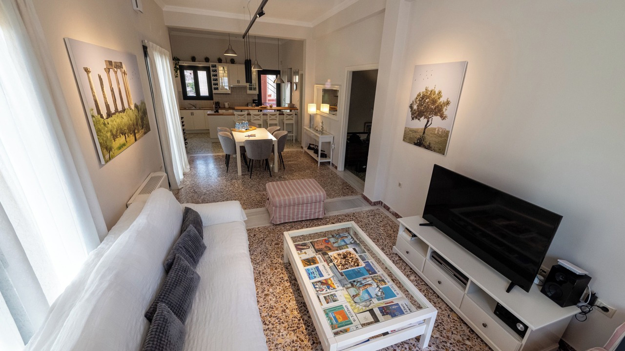 Photo of Bedroom in Kalamata