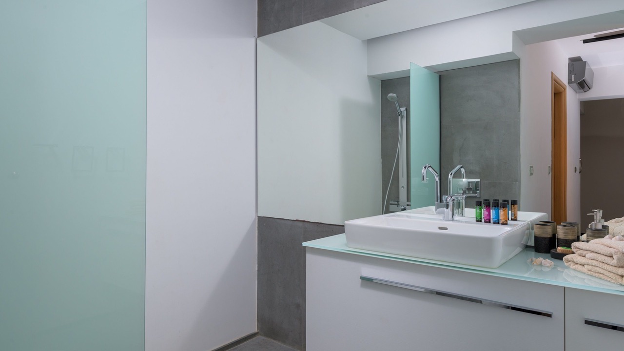 Photo of Bathroom in Gennadi