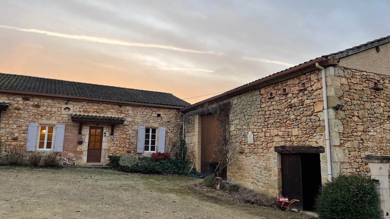 Photo of Outdoor in Salles