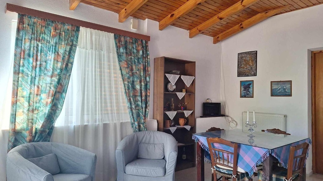 Photo of Livingroom in Mochos