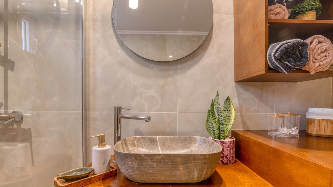 Photo of Bathroom in Platanos