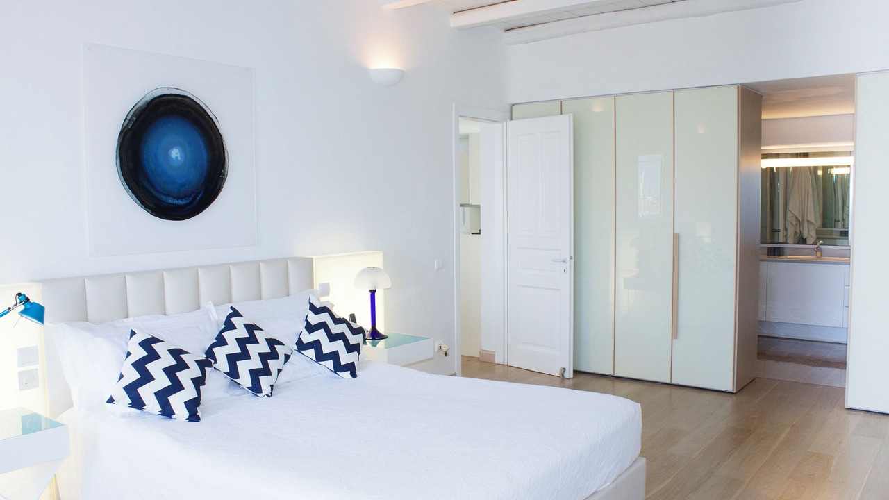 Photo of Bedroom in Ornos