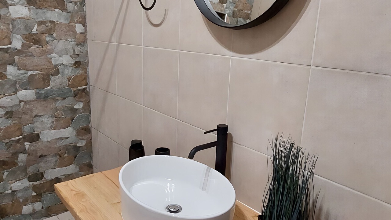 Photo of Bathroom in Naxos