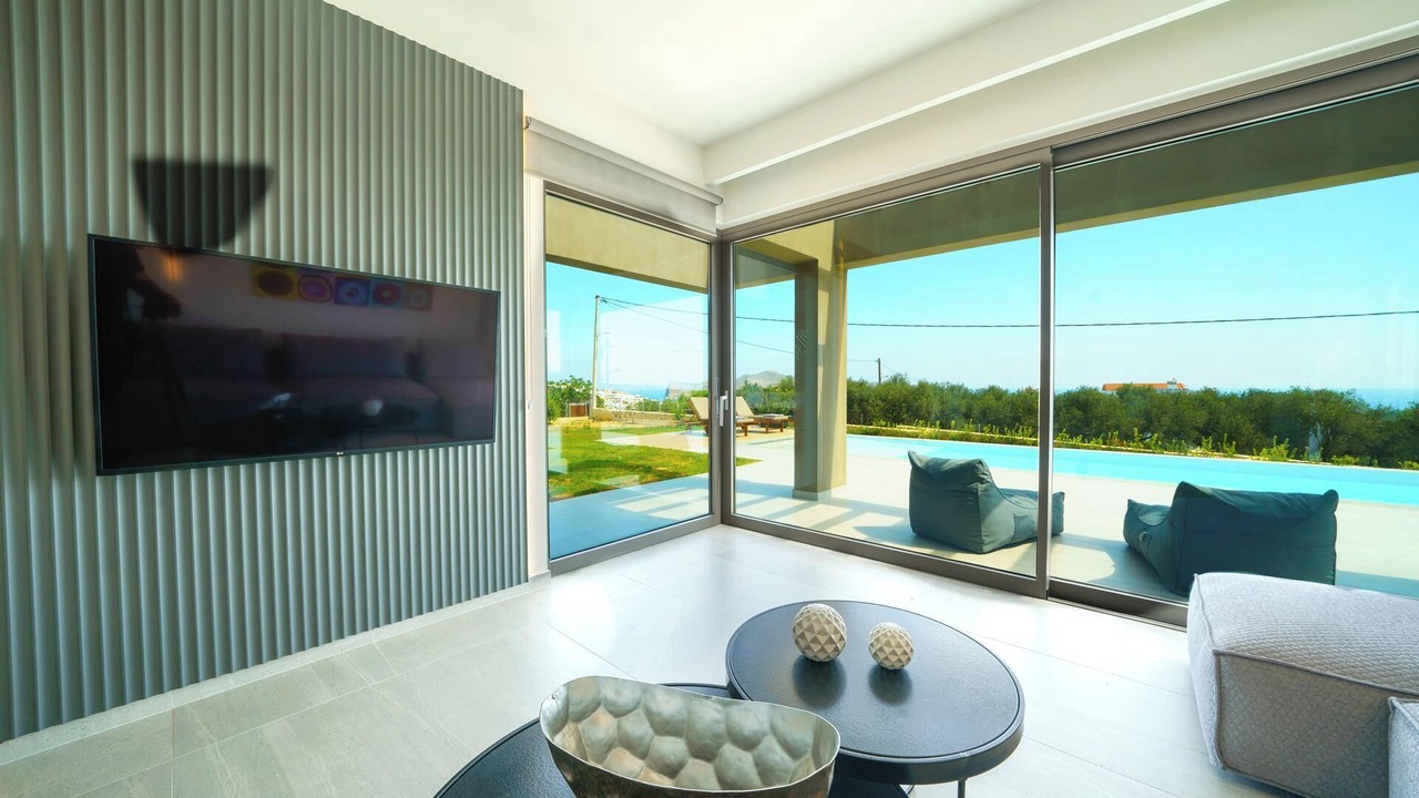 Photo of Livingroom in Kato Stalos